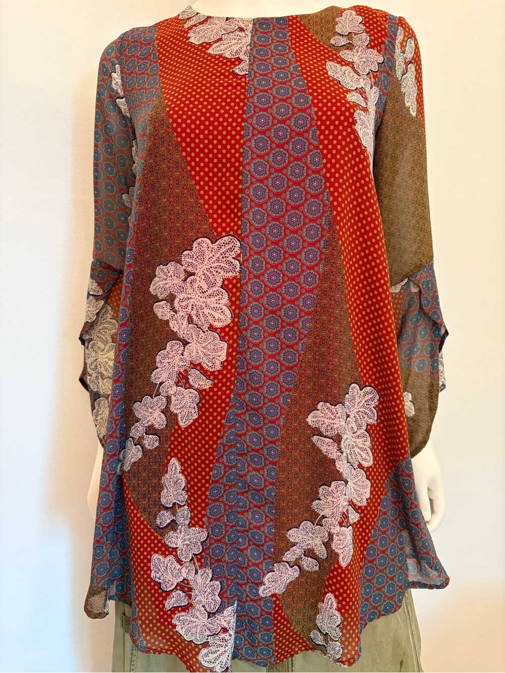 #756 4SI3NNA Red Multi-Print Boho Floral Tunic/Dress. Excellent Condition.